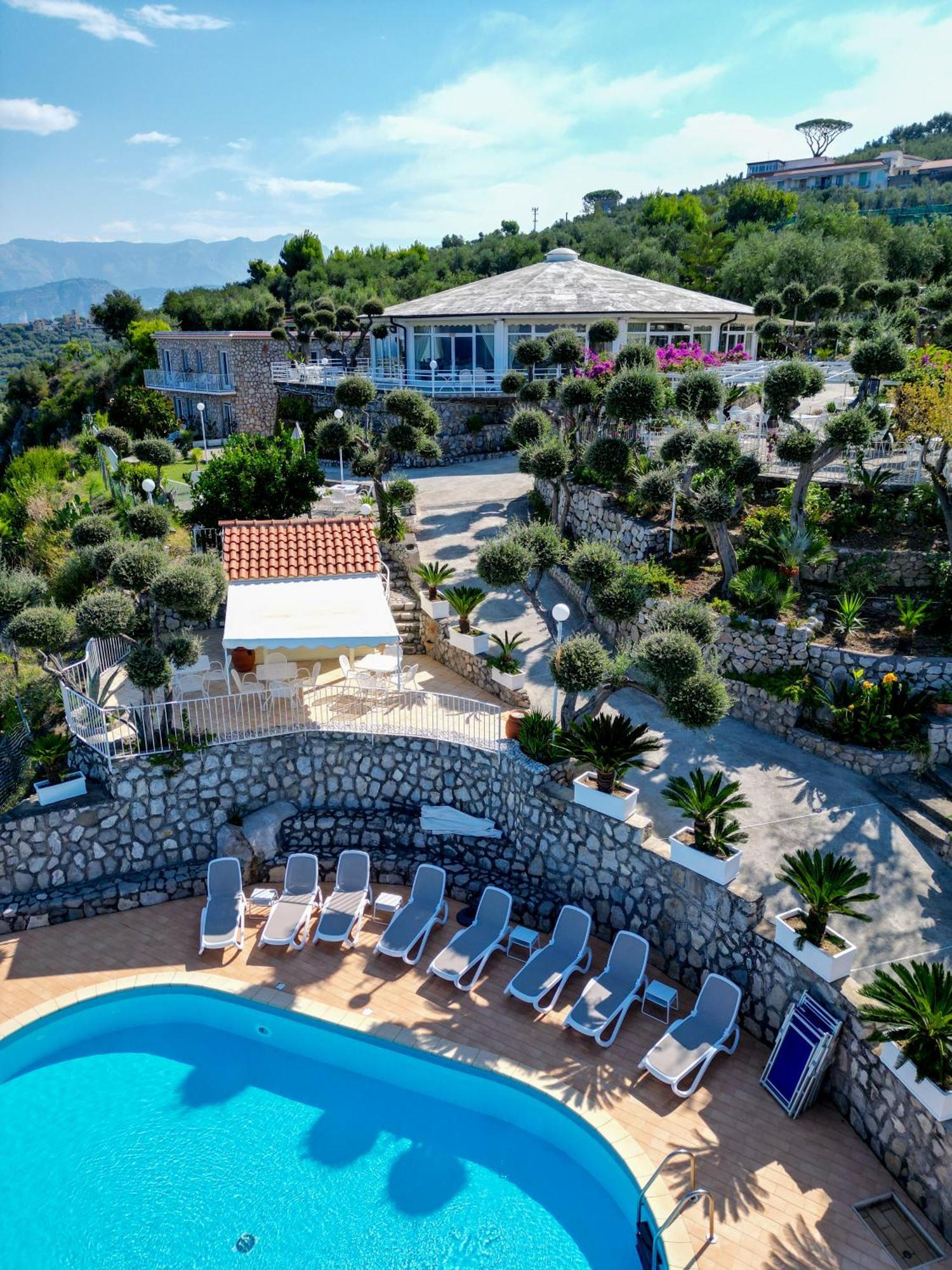 Hotel Villa Lubrense Massa Lubrense Esterno foto