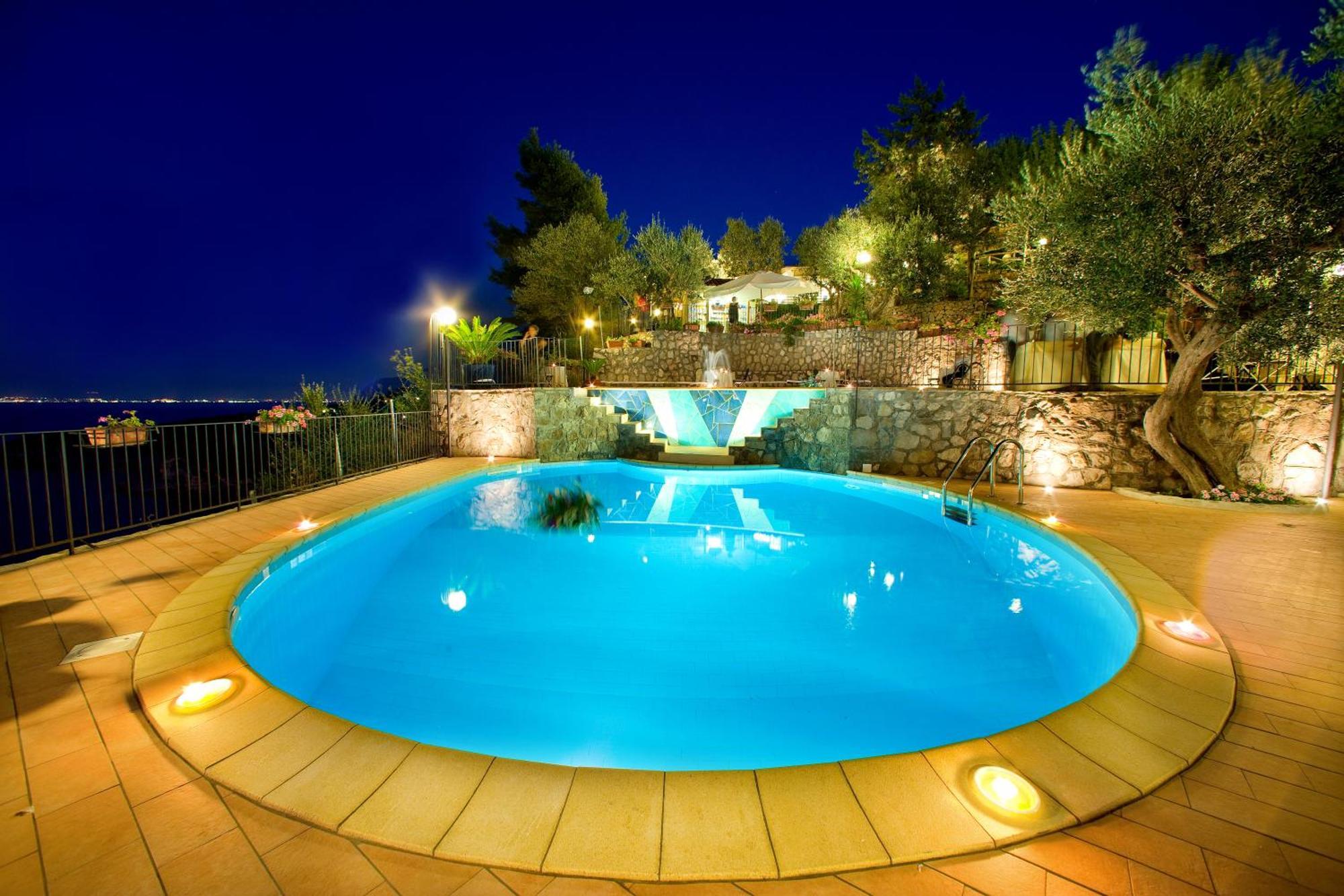 Hotel Villa Lubrense Massa Lubrense Esterno foto