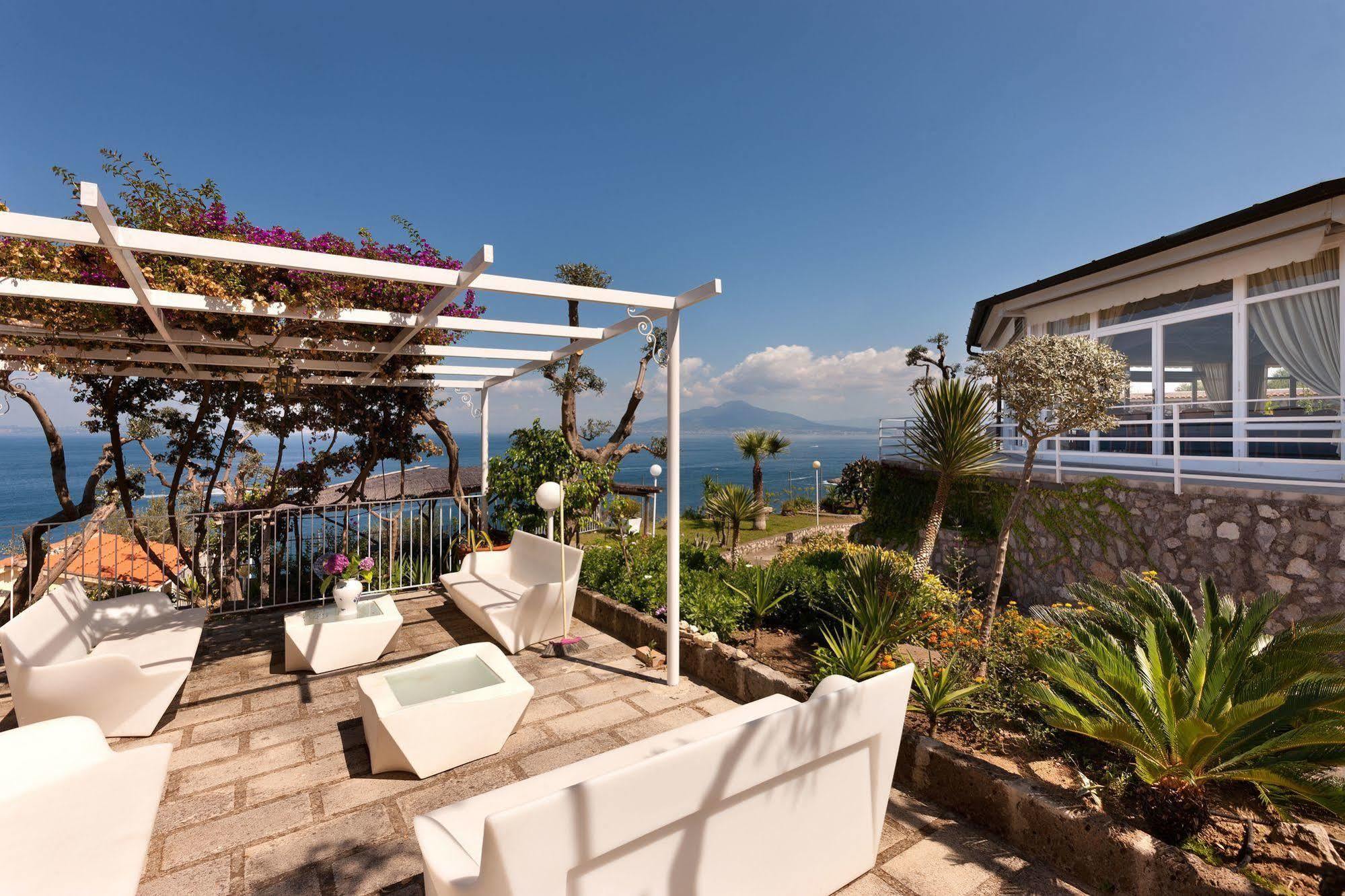 Hotel Villa Lubrense Massa Lubrense Esterno foto