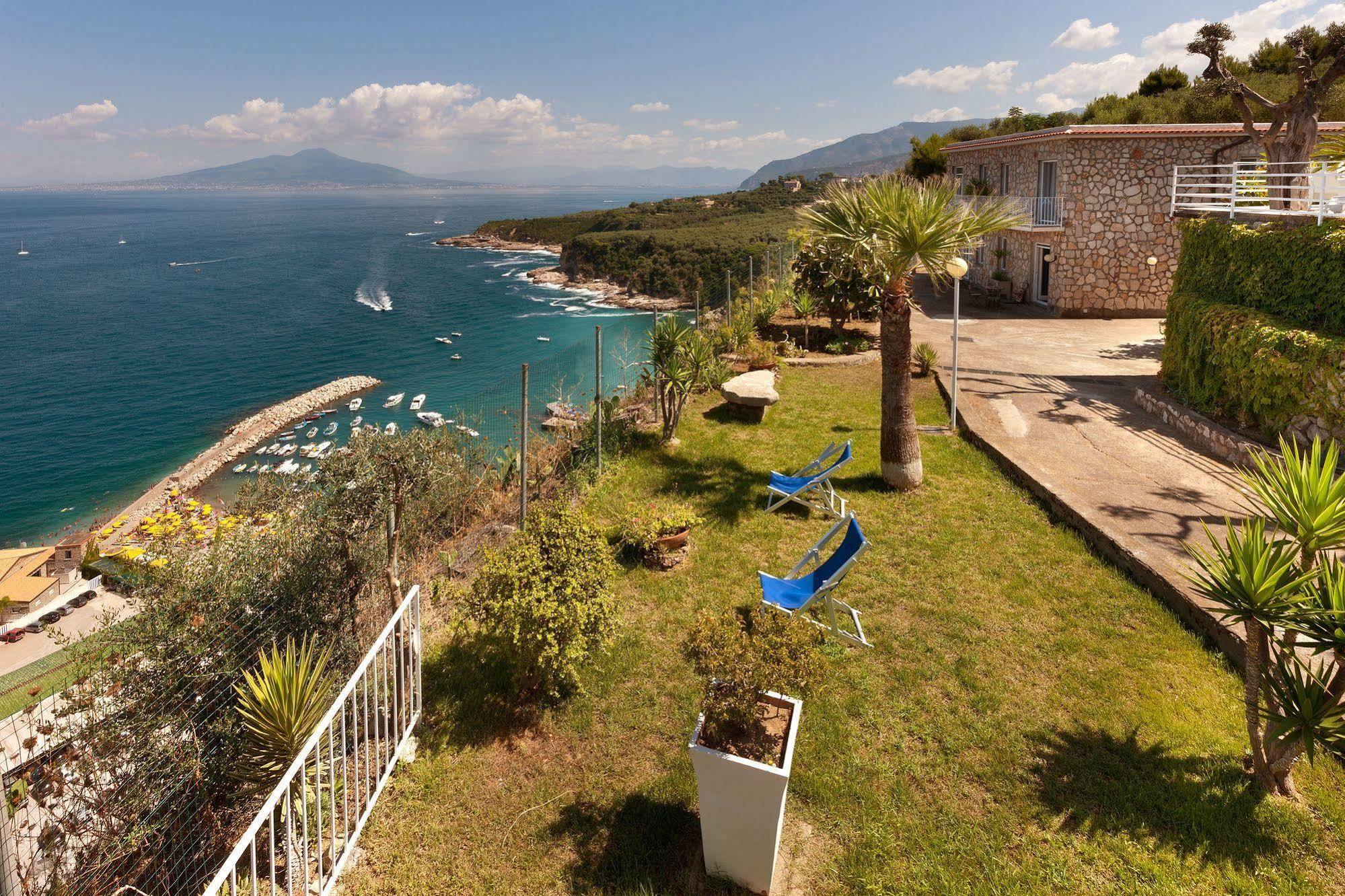 Hotel Villa Lubrense Massa Lubrense Esterno foto