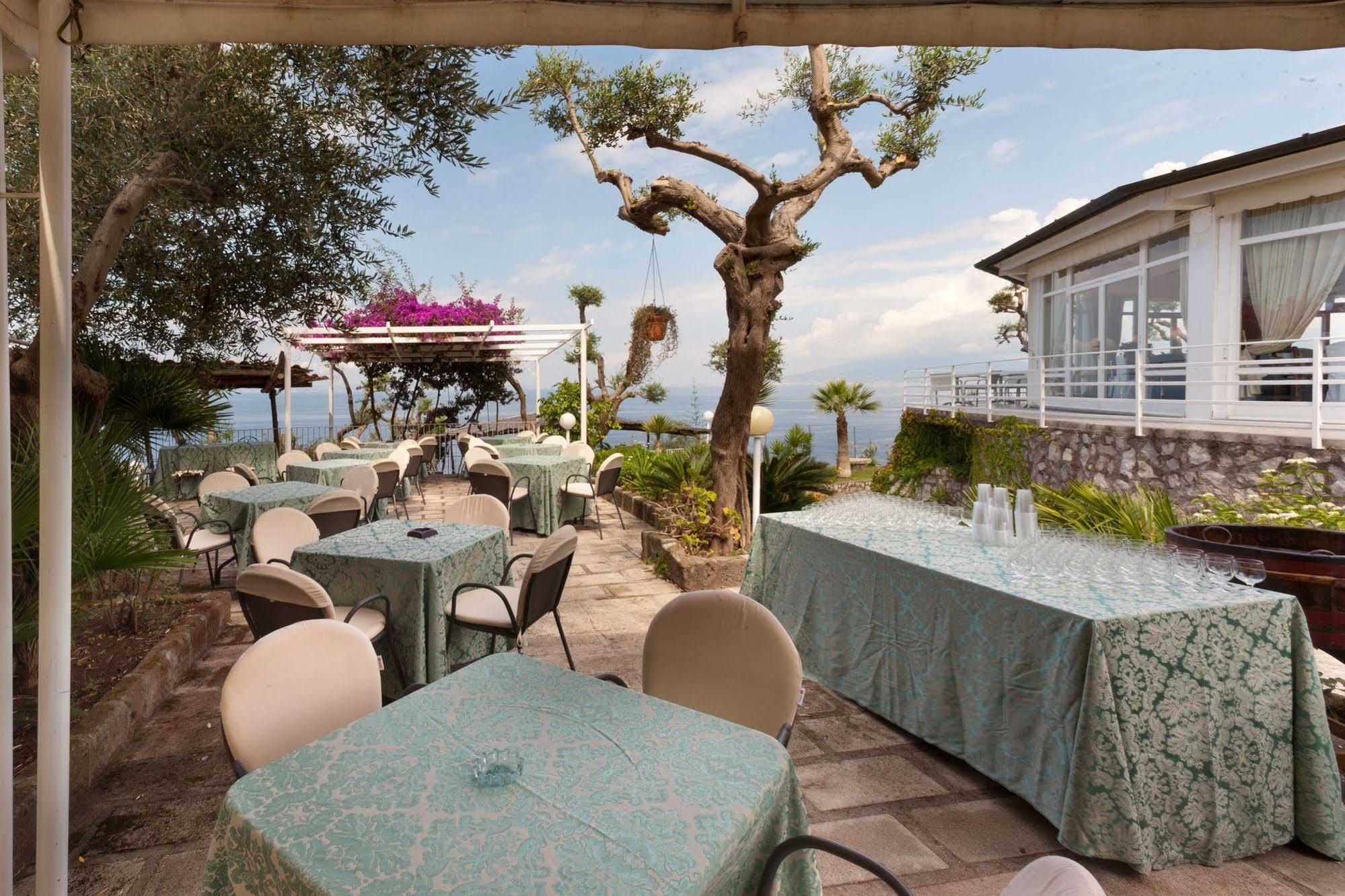 Hotel Villa Lubrense Massa Lubrense Esterno foto